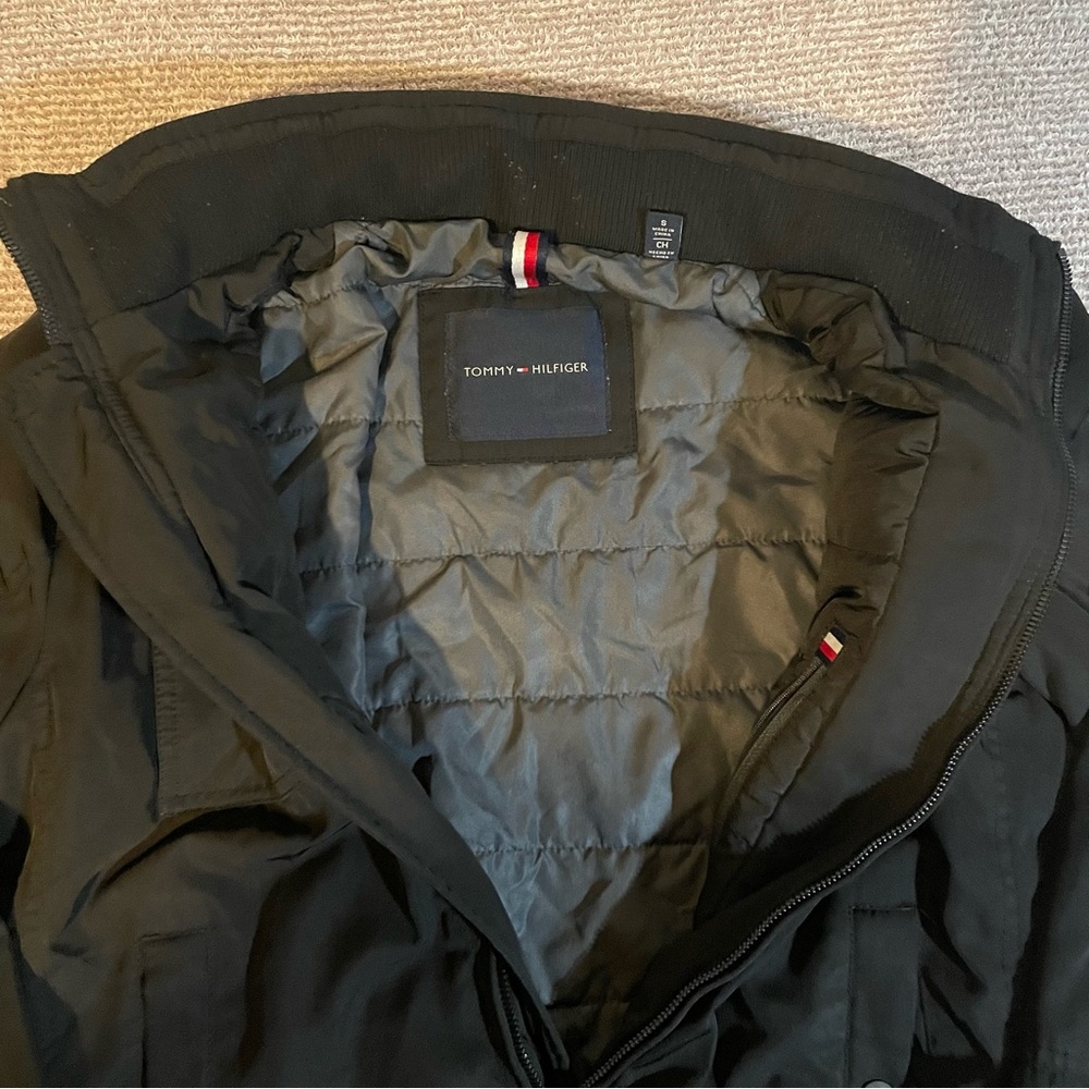 Tommy Hilfiger winter and fall black jacket - Picture 4 of 16